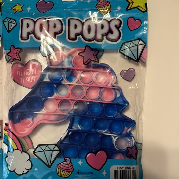 Pop Pops popsicle, heart and unicorn pick one! - Picture 5 of 6